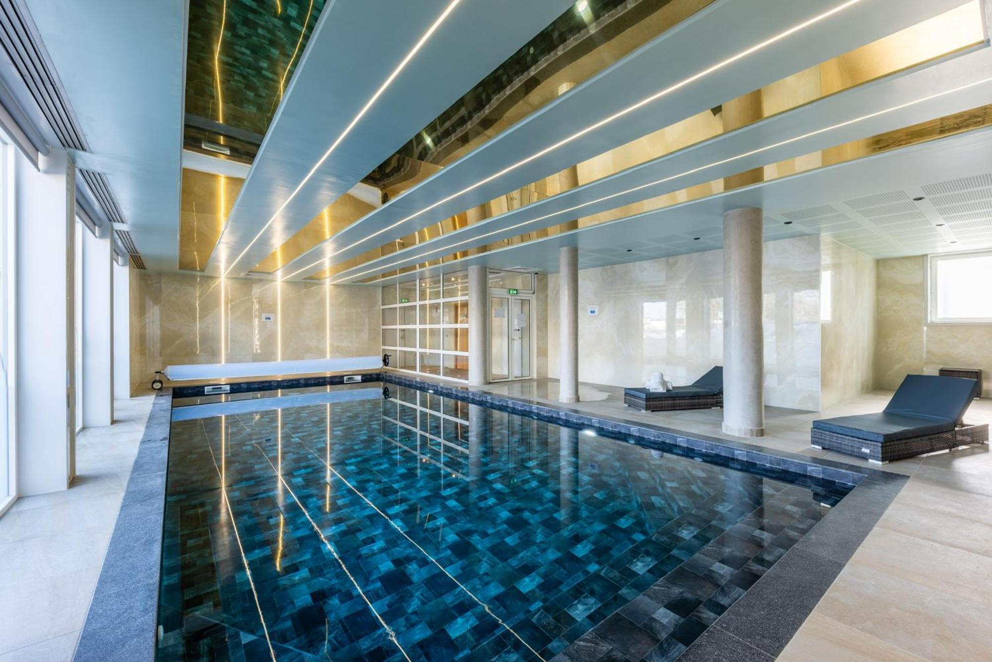 Brit Hotel Privilege Paris Rosny-Sous-Bois Zewnętrze zdjęcie