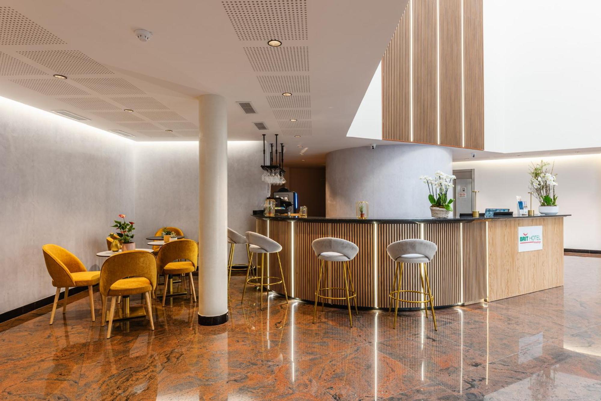Brit Hotel Privilege Paris Rosny-Sous-Bois Zewnętrze zdjęcie