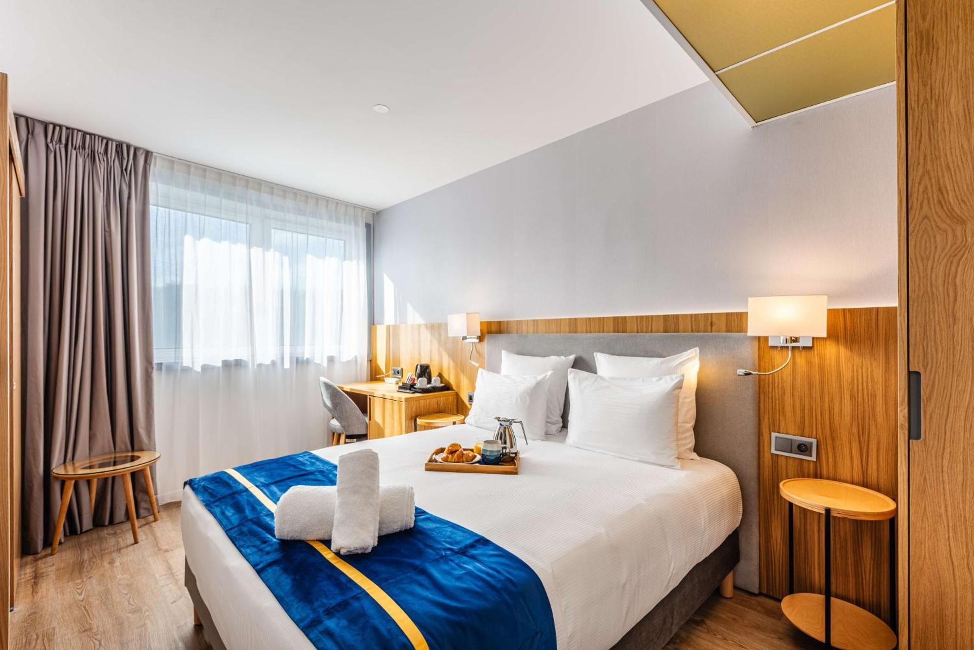 Brit Hotel Privilege Paris Rosny-Sous-Bois Zewnętrze zdjęcie