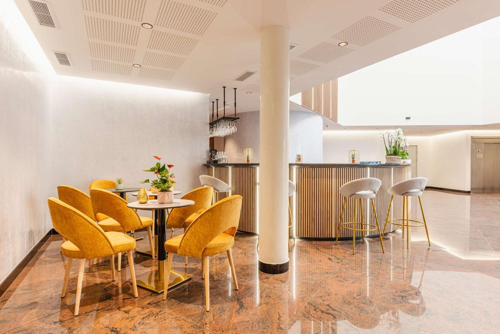 Brit Hotel Privilege Paris Rosny-Sous-Bois Zewnętrze zdjęcie