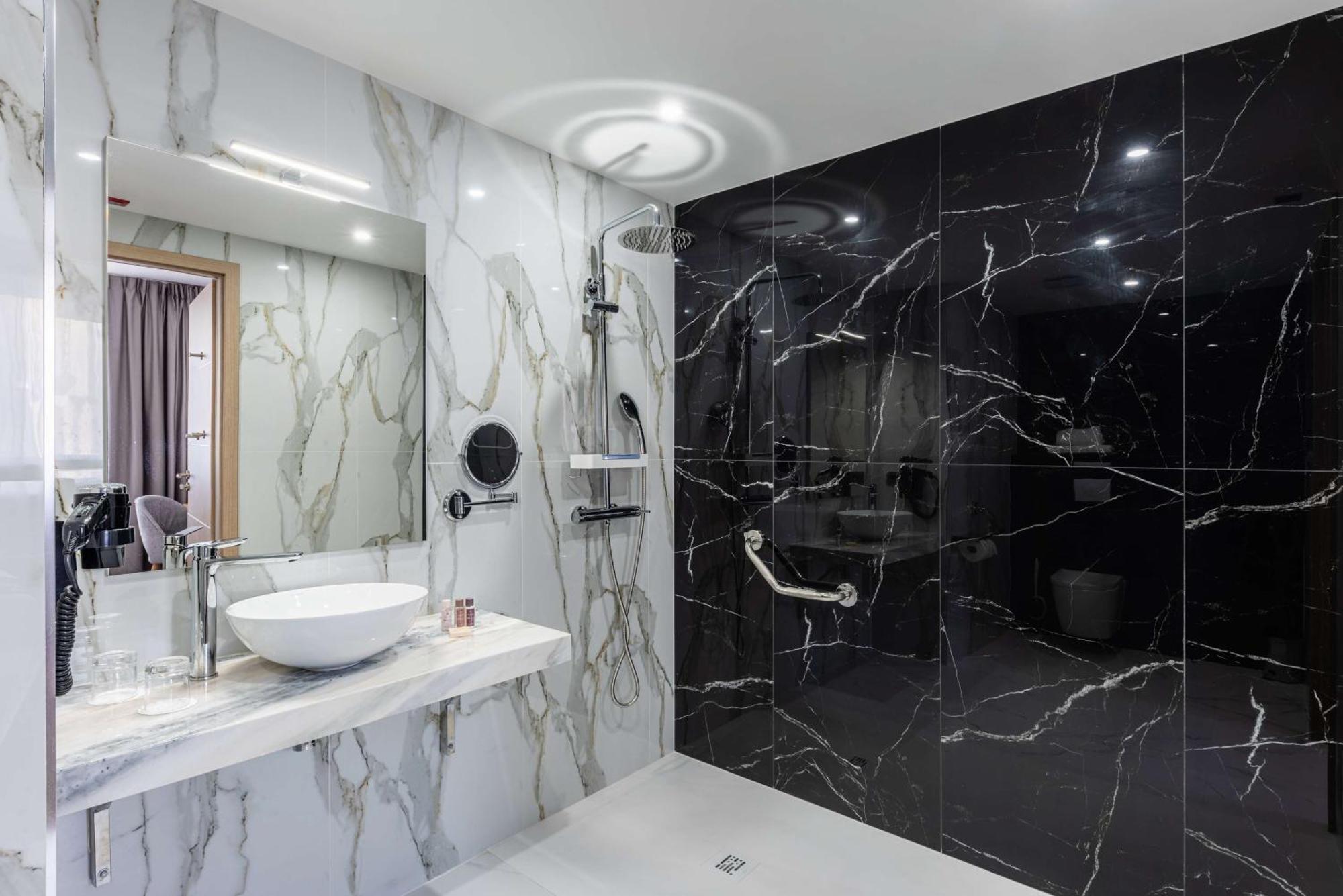Brit Hotel Privilege Paris Rosny-Sous-Bois Zewnętrze zdjęcie
